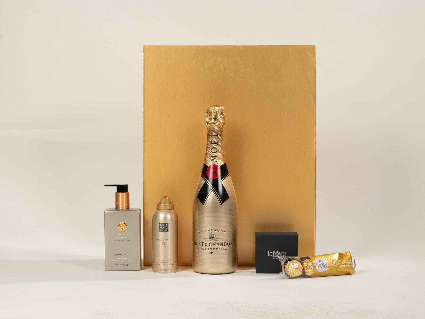 Moet Imperial Gold Prestige Set