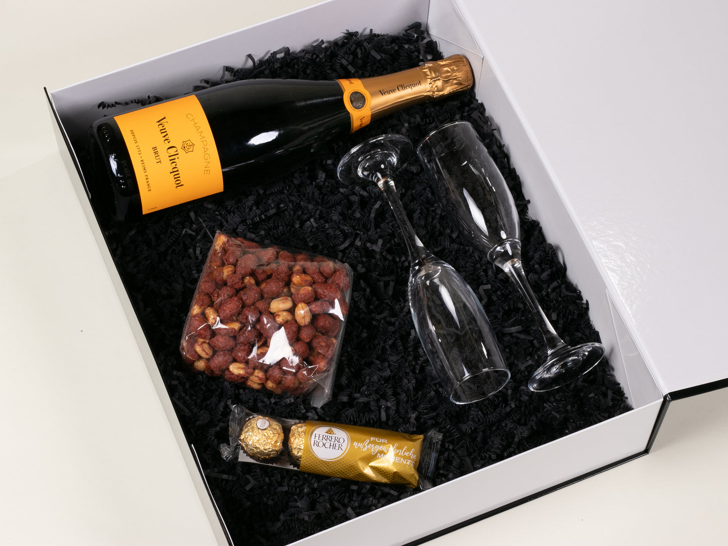 Veuve Clicquot Golden Moments