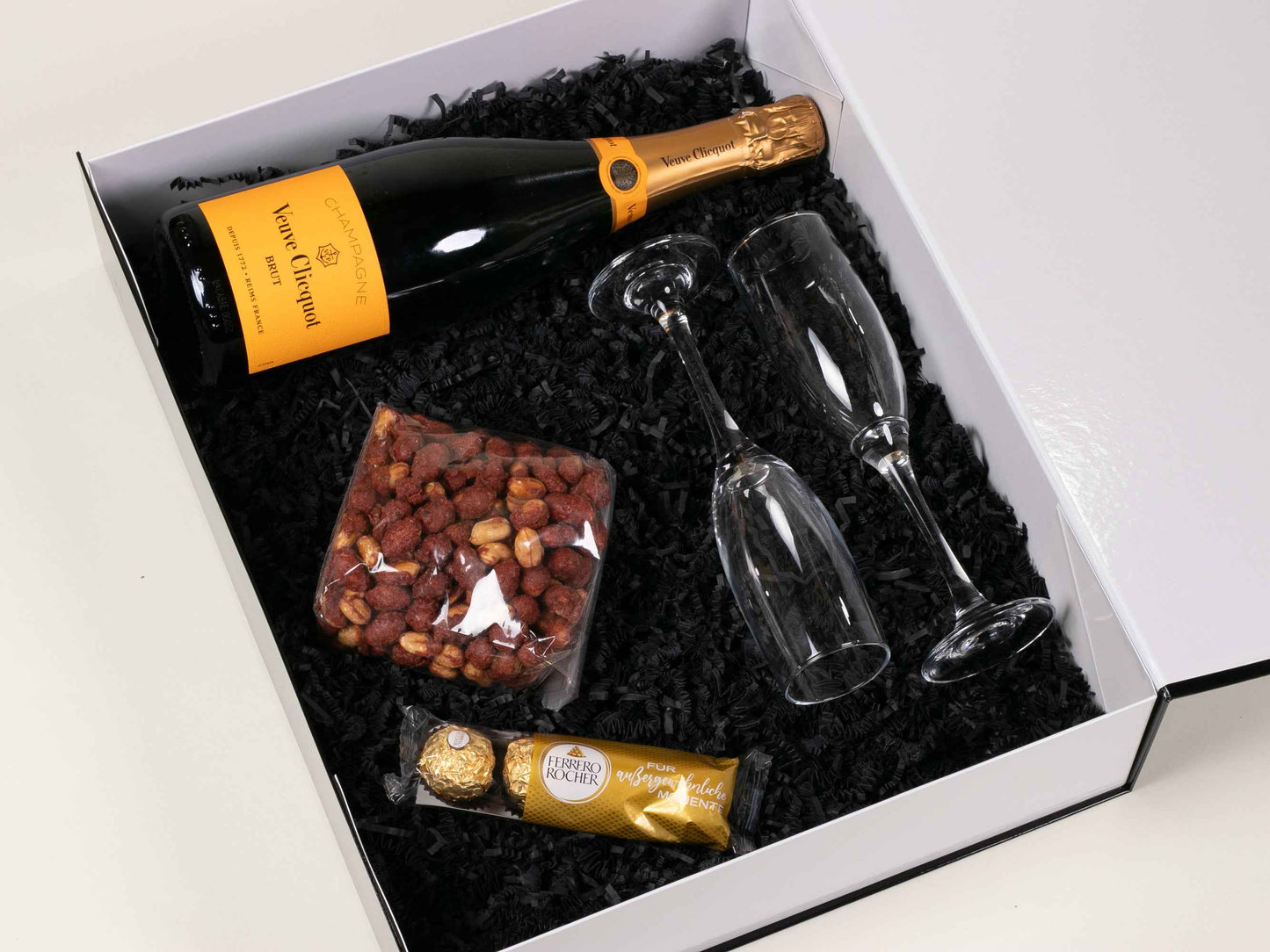 Veuve Clicquot Golden Moments