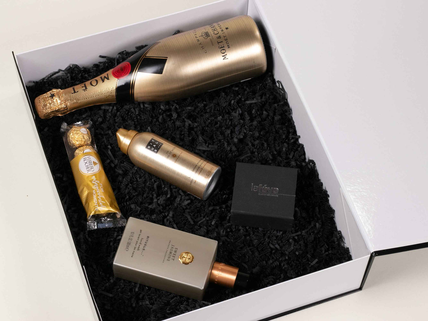 Moet Imperial Gold Prestige Set